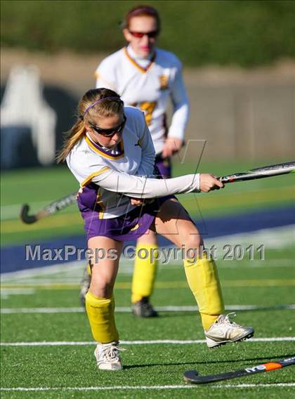 Thumbnail 2 in Garden City vs. Sayville (Class B Long Island Final)  photogallery.