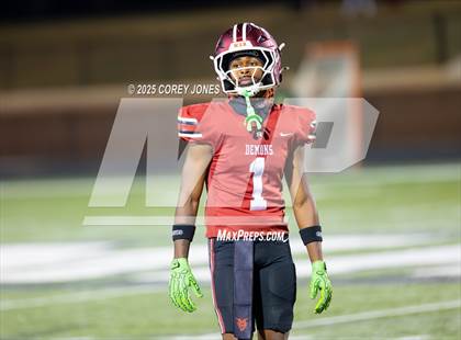 Thumbnail 2 in Ware County vs Warner Robins photogallery.