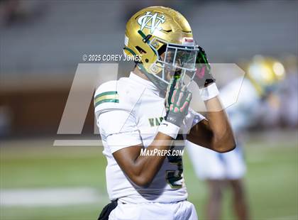 Thumbnail 3 in Ware County vs Warner Robins photogallery.