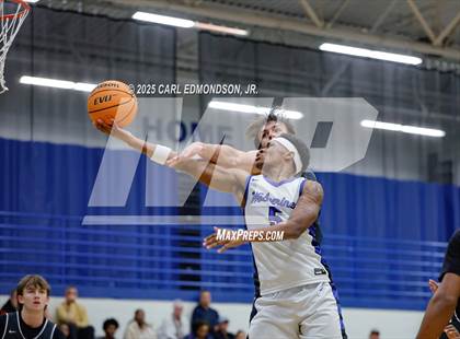 Thumbnail 1 in Pope John Paul II @ LaVergne photogallery.