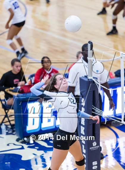Thumbnail 3 in Oviedo vs. Mercy (Berkeley Premier) photogallery.