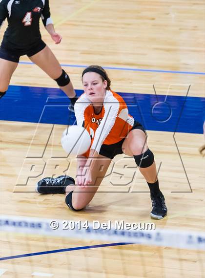 Thumbnail 2 in Oviedo vs. Mercy (Berkeley Premier) photogallery.