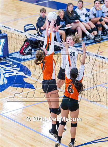 Thumbnail 2 in Oviedo vs. Mercy (Berkeley Premier) photogallery.