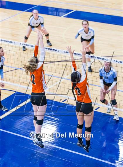 Thumbnail 3 in Oviedo vs. Mercy (Berkeley Premier) photogallery.