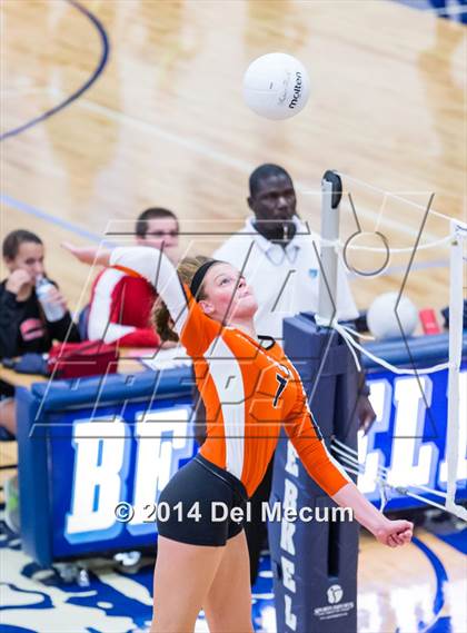 Thumbnail 3 in Oviedo vs. Mercy (Berkeley Premier) photogallery.