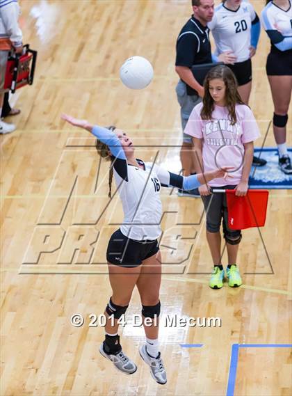 Thumbnail 2 in Oviedo vs. Mercy (Berkeley Premier) photogallery.
