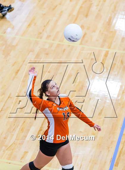 Thumbnail 3 in Oviedo vs. Mercy (Berkeley Premier) photogallery.