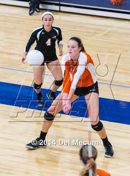 Thumbnail 2 in Oviedo vs. Mercy (Berkeley Premier) photogallery.