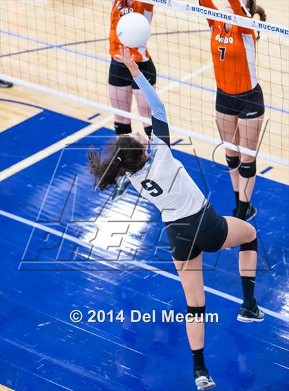 Thumbnail 3 in Oviedo vs. Mercy (Berkeley Premier) photogallery.
