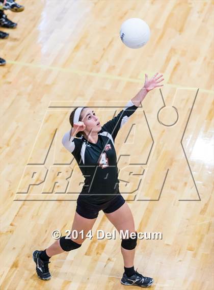 Thumbnail 2 in Oviedo vs. Mercy (Berkeley Premier) photogallery.