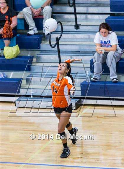 Thumbnail 2 in Oviedo vs. Mercy (Berkeley Premier) photogallery.