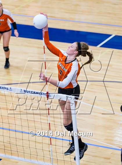 Thumbnail 3 in Oviedo vs. Mercy (Berkeley Premier) photogallery.