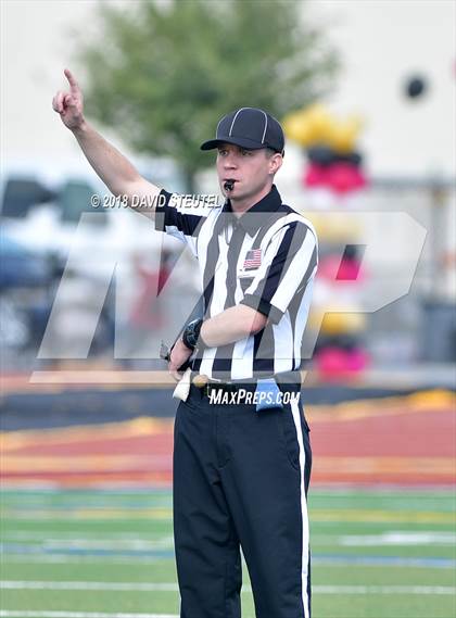 Thumbnail 2 in Valley Christian @ Encina Prep photogallery.