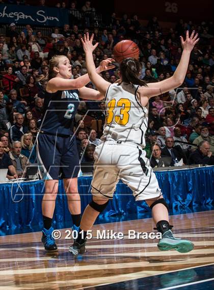 Thumbnail 3 in Wilton vs. South Windsor (CIAC Class LL Final) photogallery.