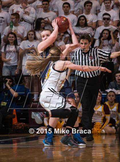Thumbnail 2 in Wilton vs. South Windsor (CIAC Class LL Final) photogallery.