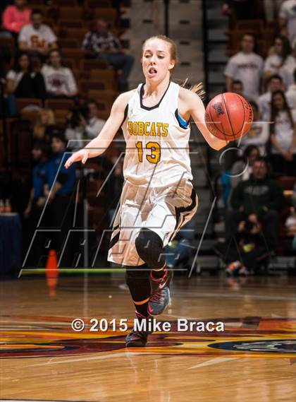 Thumbnail 1 in Wilton vs. South Windsor (CIAC Class LL Final) photogallery.