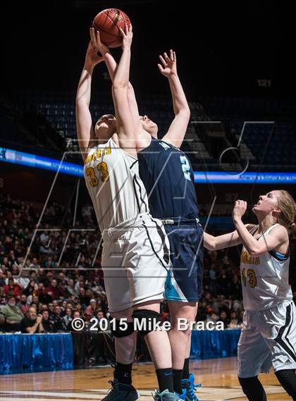 Thumbnail 3 in Wilton vs. South Windsor (CIAC Class LL Final) photogallery.