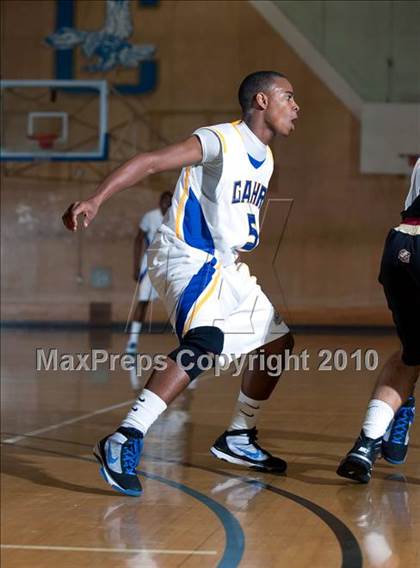 Thumbnail 2 in Gahr vs. Clovis West (California Classic) photogallery.