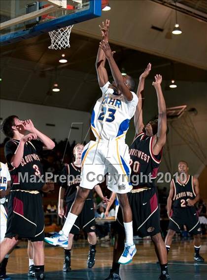 Thumbnail 1 in Gahr vs. Clovis West (California Classic) photogallery.