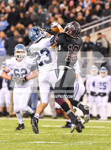 Thumbnail 3 in Wayne Valley vs. Wayne Hills (NJSIAA North I Group 4 Final) photogallery.