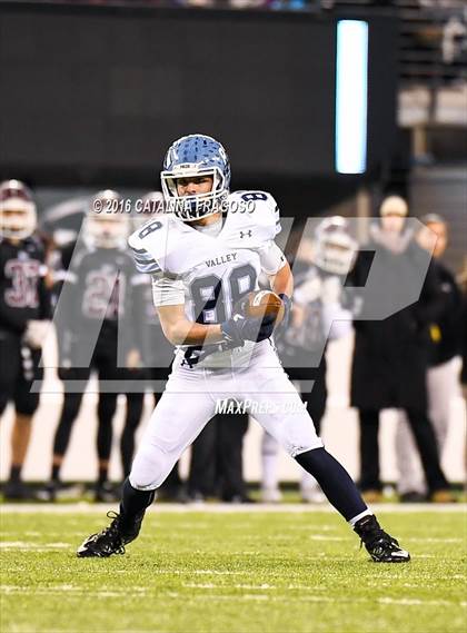 Thumbnail 3 in Wayne Valley vs. Wayne Hills (NJSIAA North I Group 4 Final) photogallery.