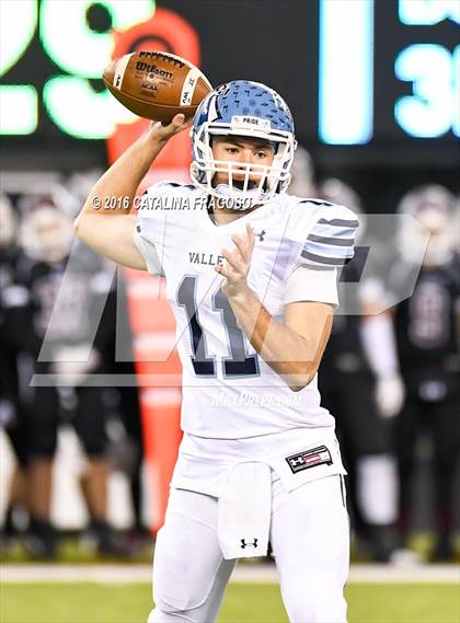 Thumbnail 1 in Wayne Valley vs. Wayne Hills (NJSIAA North I Group 4 Final) photogallery.