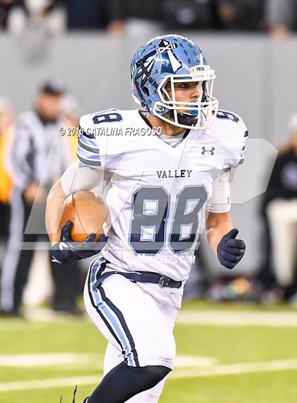 Thumbnail 3 in Wayne Valley vs. Wayne Hills (NJSIAA North I Group 4 Final) photogallery.