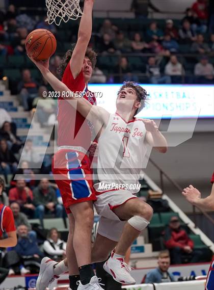Thumbnail 3 in New Hartford vs Tappan Zee (NYSPHSAA Class A Final) photogallery.