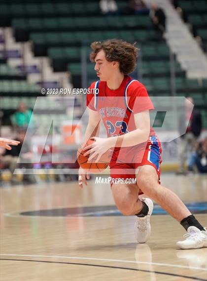 Thumbnail 3 in New Hartford vs Tappan Zee (NYSPHSAA Class A Final) photogallery.