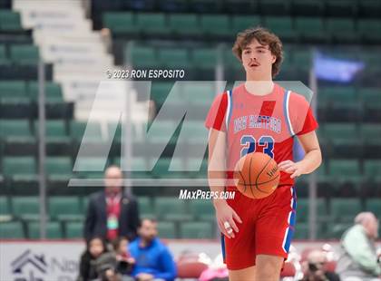 Thumbnail 3 in New Hartford vs Tappan Zee (NYSPHSAA Class A Final) photogallery.