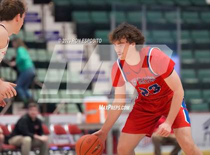 Thumbnail 1 in New Hartford vs Tappan Zee (NYSPHSAA Class A Final) photogallery.