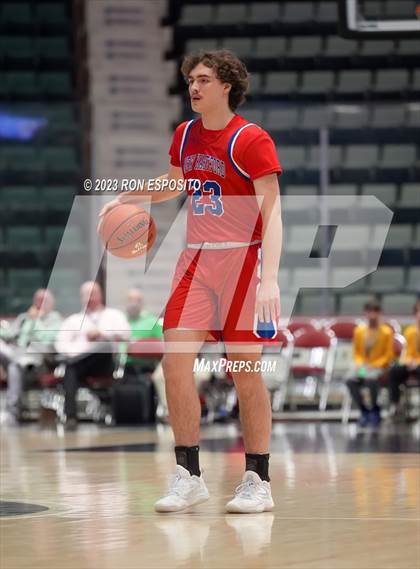 Thumbnail 3 in New Hartford vs Tappan Zee (NYSPHSAA Class A Final) photogallery.
