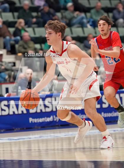 Thumbnail 2 in New Hartford vs Tappan Zee (NYSPHSAA Class A Final) photogallery.