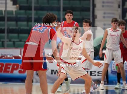 Thumbnail 3 in New Hartford vs Tappan Zee (NYSPHSAA Class A Final) photogallery.