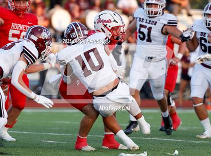 Thumbnail 3 in De Leon @ Muenster photogallery.