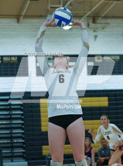Thumbnail 2 in Oaks Christian @ Calabasas photogallery.