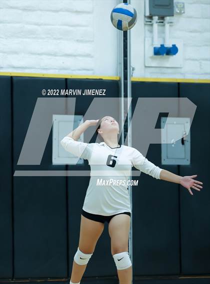 Thumbnail 2 in Oaks Christian @ Calabasas photogallery.