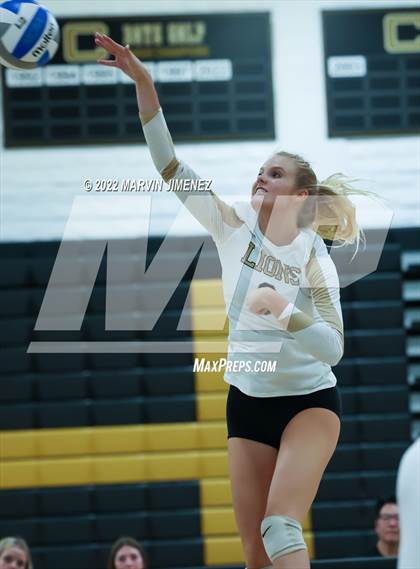 Thumbnail 3 in Oaks Christian @ Calabasas photogallery.