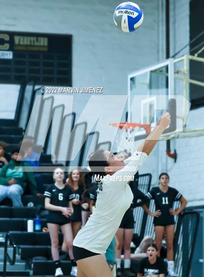 Thumbnail 3 in Oaks Christian @ Calabasas photogallery.