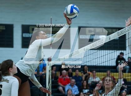 Thumbnail 3 in Oaks Christian @ Calabasas photogallery.