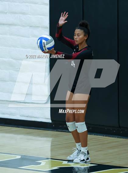 Thumbnail 1 in Oaks Christian @ Calabasas photogallery.