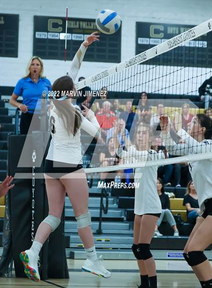 Thumbnail 2 in Oaks Christian @ Calabasas photogallery.