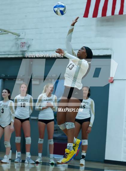 Thumbnail 3 in Oaks Christian @ Calabasas photogallery.