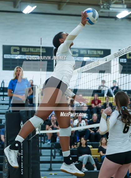 Thumbnail 2 in Oaks Christian @ Calabasas photogallery.