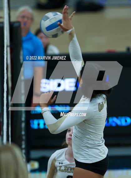 Thumbnail 3 in Oaks Christian @ Calabasas photogallery.
