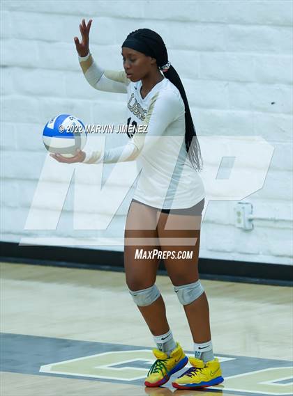 Thumbnail 1 in Oaks Christian @ Calabasas photogallery.