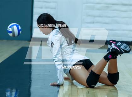 Thumbnail 2 in Oaks Christian @ Calabasas photogallery.