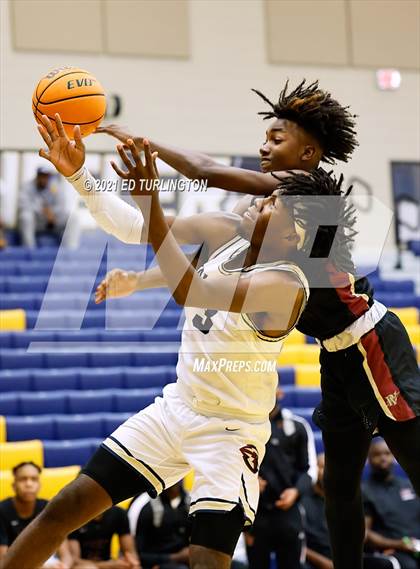 Thumbnail 3 in Pinson Valley @ Pebblebrook (Champions Classic Atlanta) photogallery.