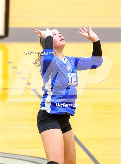 Thumbnail 3 in Mount Academy vs. Shelter Island (NYSPHSAA Class D Regional Semifinal) photogallery.