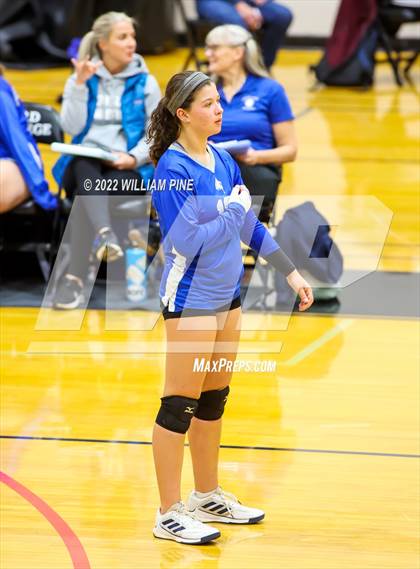 Thumbnail 1 in Mount Academy vs. Shelter Island (NYSPHSAA Class D Regional Semifinal) photogallery.